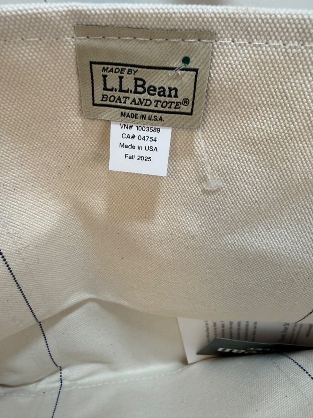 L.L. Bean Boat & Tote Bag Open Top Long Handle Black Handles Trim "M" - Picture 3 of 7